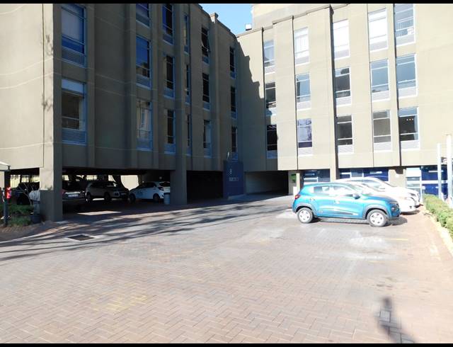 193M² OFFICE TO LET IN ROSEBANK